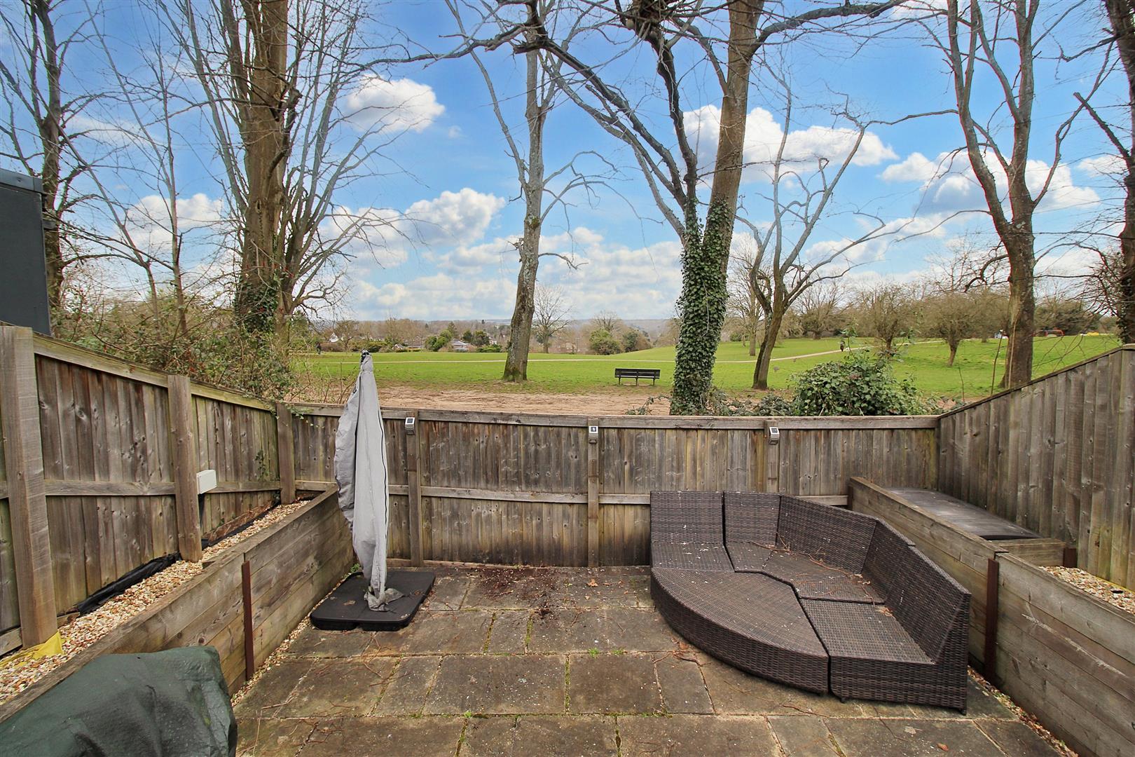 Larissa Close, Tilehurst, Reading